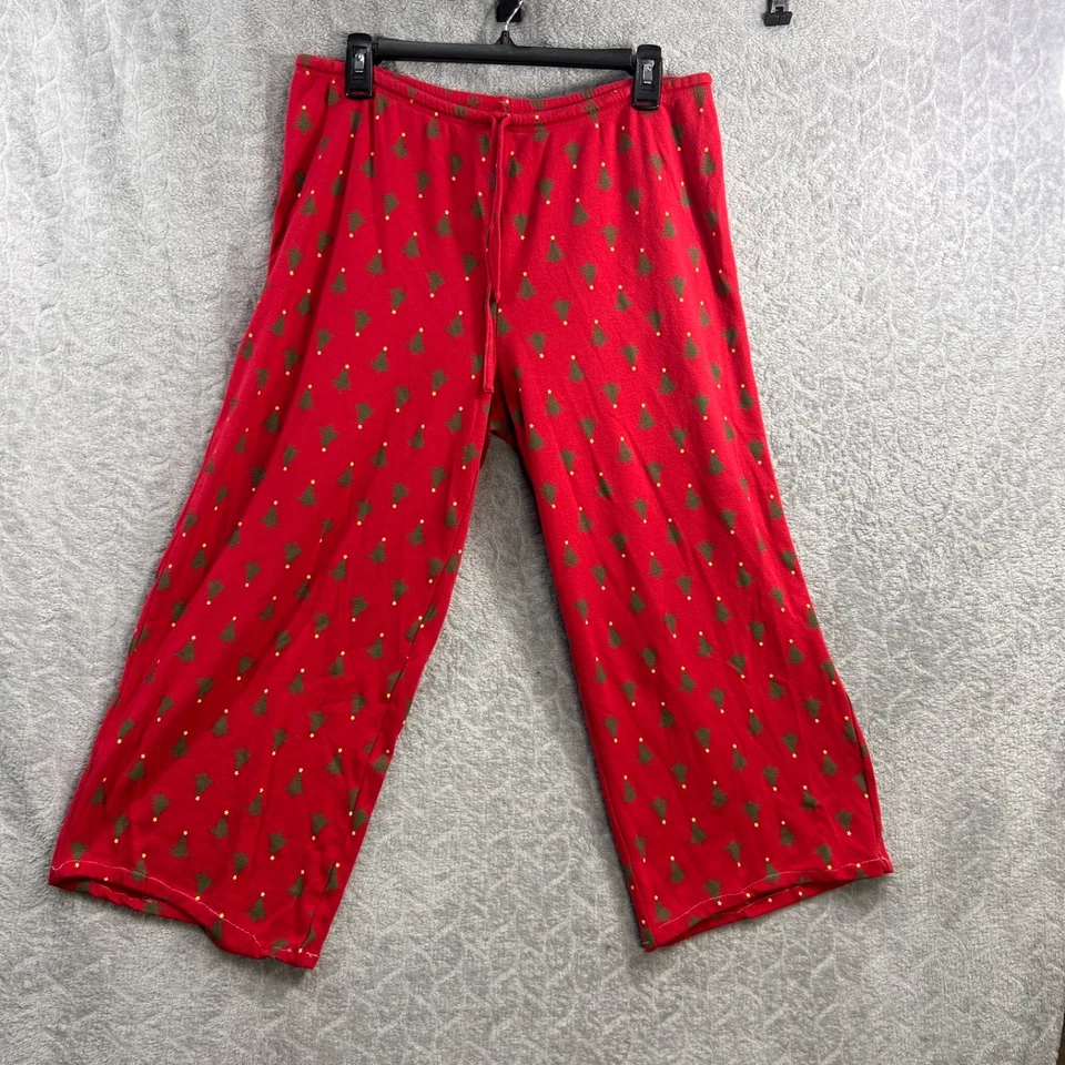 Cabernet女式M长袖缺口领睡衣套装红色圣诞树印花 — 第 4/4 张图片