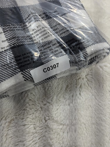 Torrid Buffalo karierter gemütlicher Pullover Leggings Größe 5X schwarz weiß Plüsch neu mit Etikett - Bild 9 von 9
