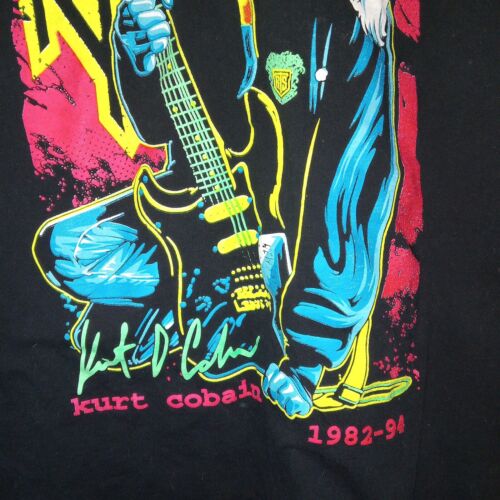 Nirvana Kurt Cobain T-shirt Signature Black XL 1982-94 - Picture 3 of 5