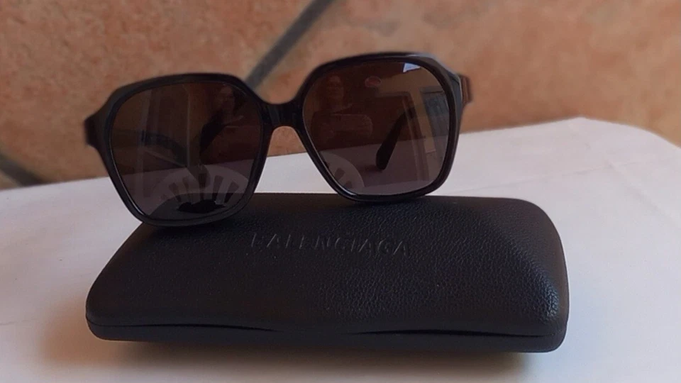 Occhiali Da Sole Balenciaga Nero uomo donna unisex - Immagine 2 di 4