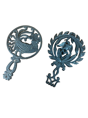 #ad Trivets Cast Iron 1 Wilton Rooster amp; 1 Eagle T13 2 Vintage 1950s 5.5quot; Dia USA $15.00