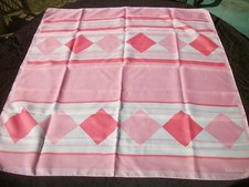 Valentina Fiore Scarf Vintage Geometric Design Shades of Pink SC58