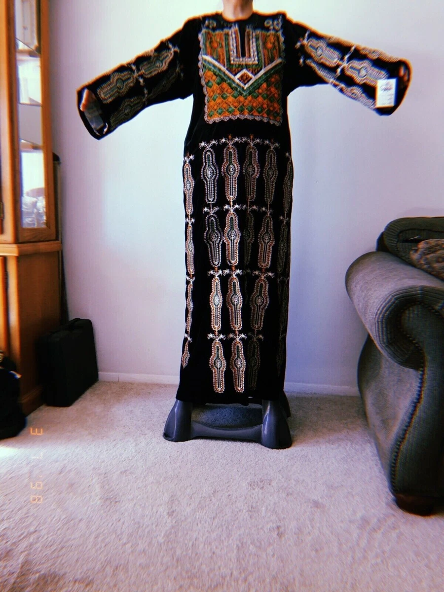 Middle outlet eastern outfit