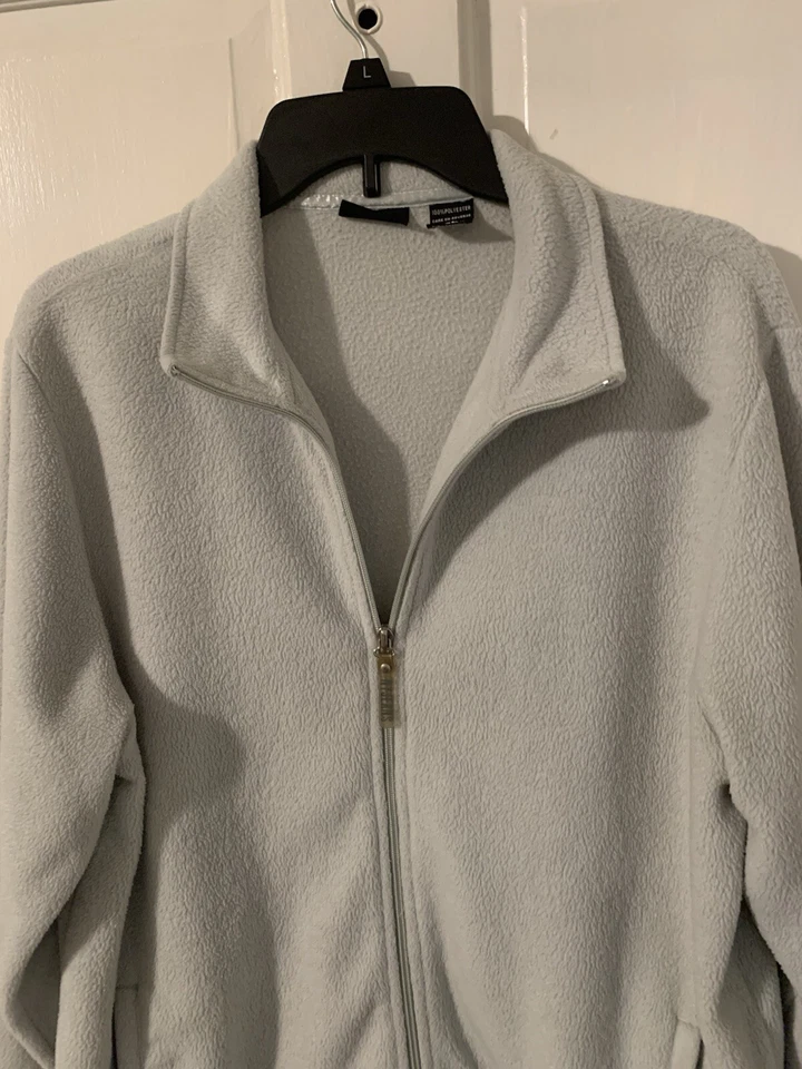 NY Company Women’s Coat Off White Color With Pockets Size XL - Image 2 of 4