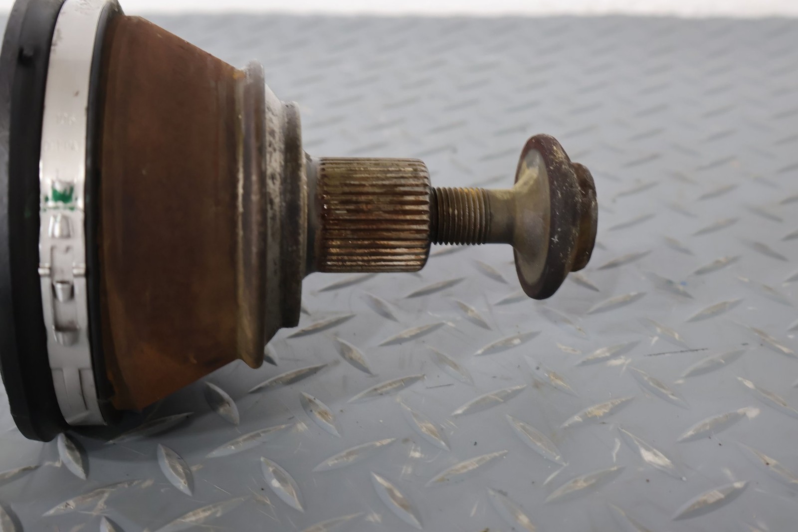Bentley Continental GT 2006-2010 REAR+RIGHT Axle shaft P/N 4E0501203A