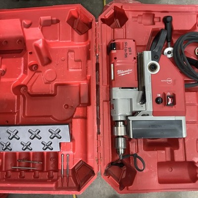 Milwaukee 4272-21 1-5/8 in Chuck Electromagnetic Magnetic Drill Press