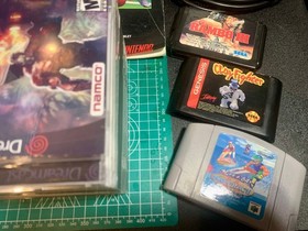 Big NES/Dreamcast/Saturn/SNES/WII GAME LOT w/Custom Dreamcast & Much More! READ