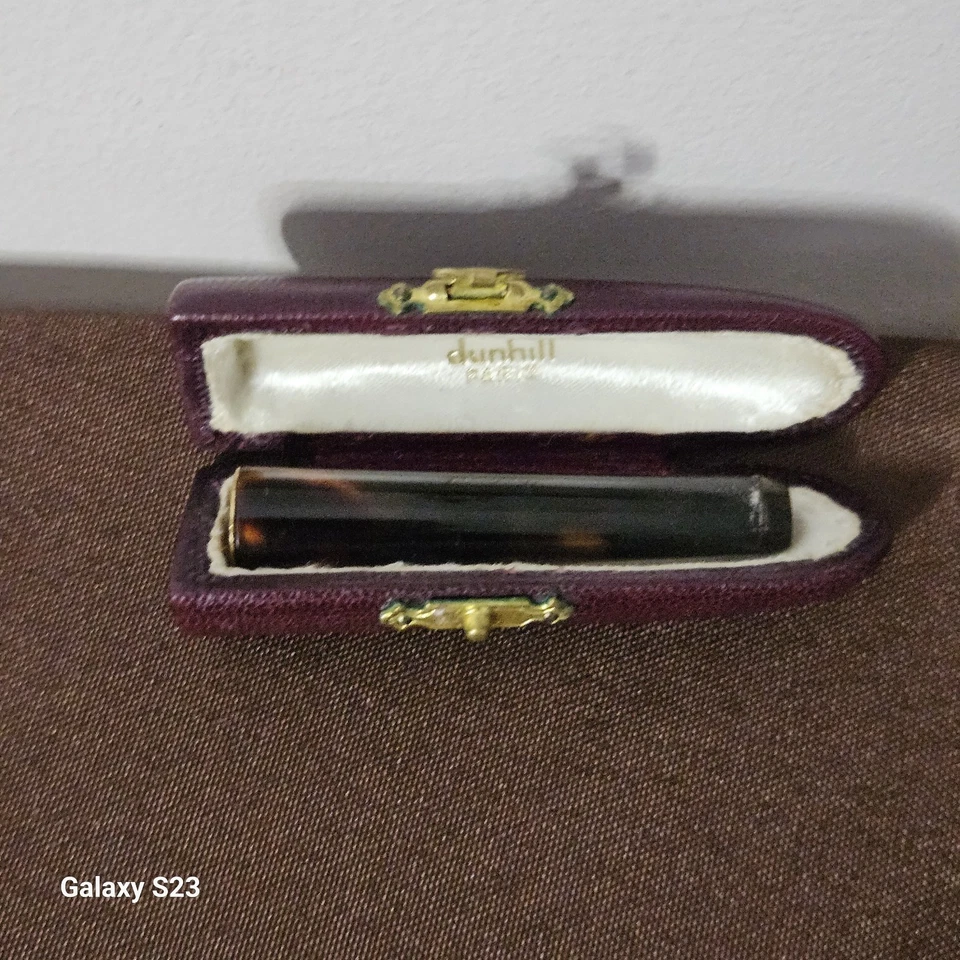 Fume-cigarette Dunhill bague en or - Photo 1/4