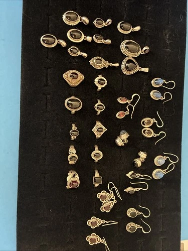 Vintage Lot 10 Sterling Silver Black Stones Rings-10 Pendants-10 Earrings 138 gm