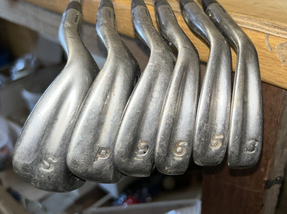 Tiger Shark Hammerhead Golf Iron Set - Image 4 of 4