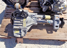 1999-2007 Chevy Silverado 1500 Front Axle Differential Carrier 3.73 Ratio Oem