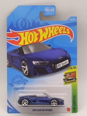 Hot Wheels 2021  - Super Treasure Hunt - 2019 Audi R8 Spyder - Santorini Blue