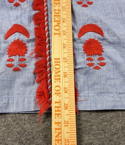 Crown & Ivy Peasant Top Women’s XL Chambray Blue With Red Embroidered EUC - Picture 5 of 6
