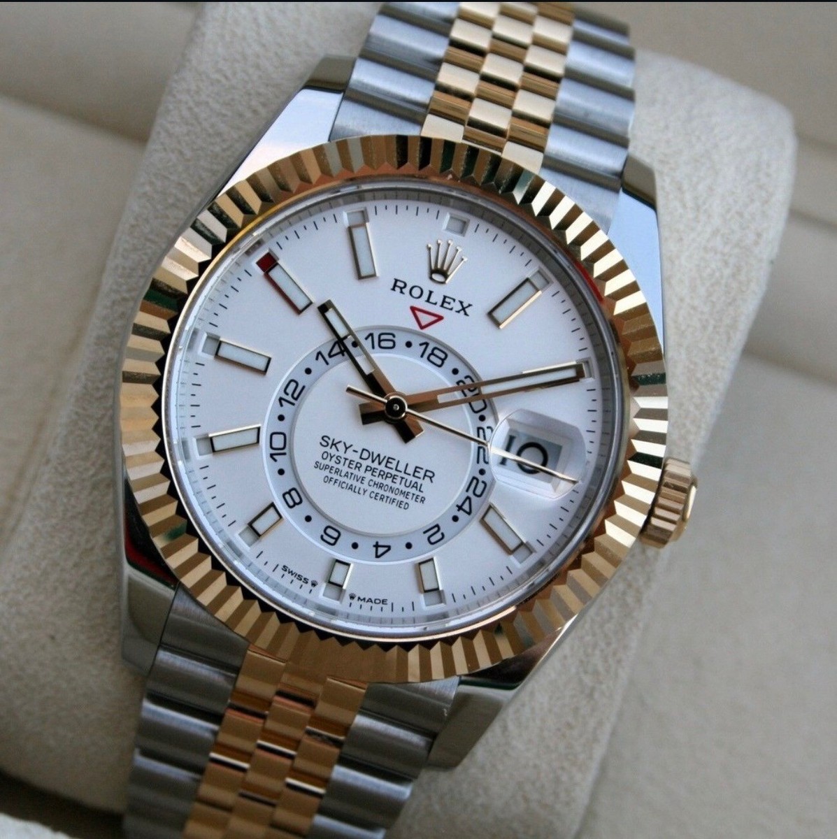 2026 New Rolex SKY DWELLER 42MM - Ref. 336933 - 18K Gold/Steel