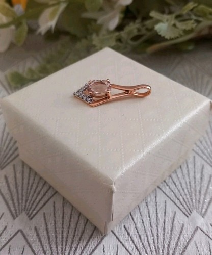 Bonito colgante de morganita y piedra transparente de oro rosa de 10 quilates - Imagen 3 de 9
