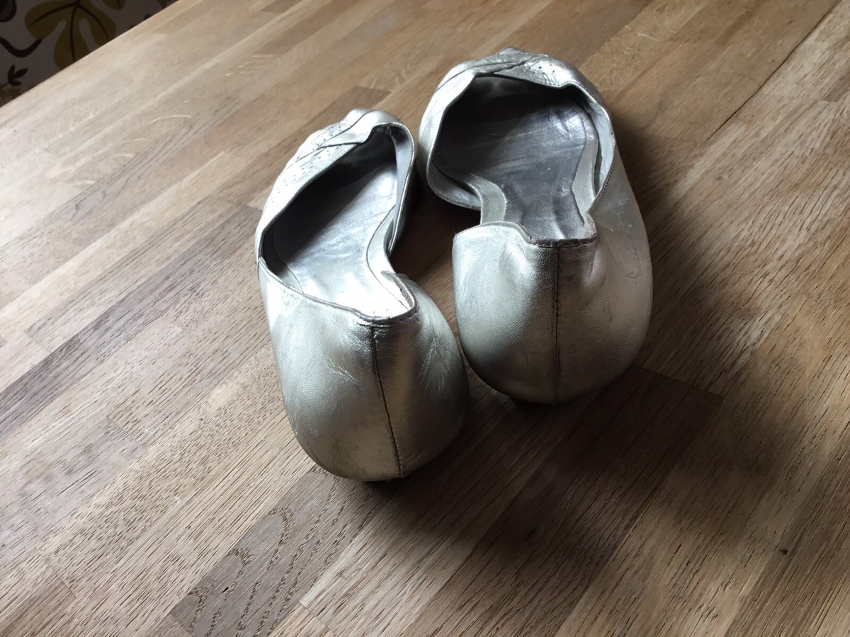 Ballerines Colisée De Sacha En Cuir Argenté - Petit Talon, Pointure 41 - Occasion Très Bon État