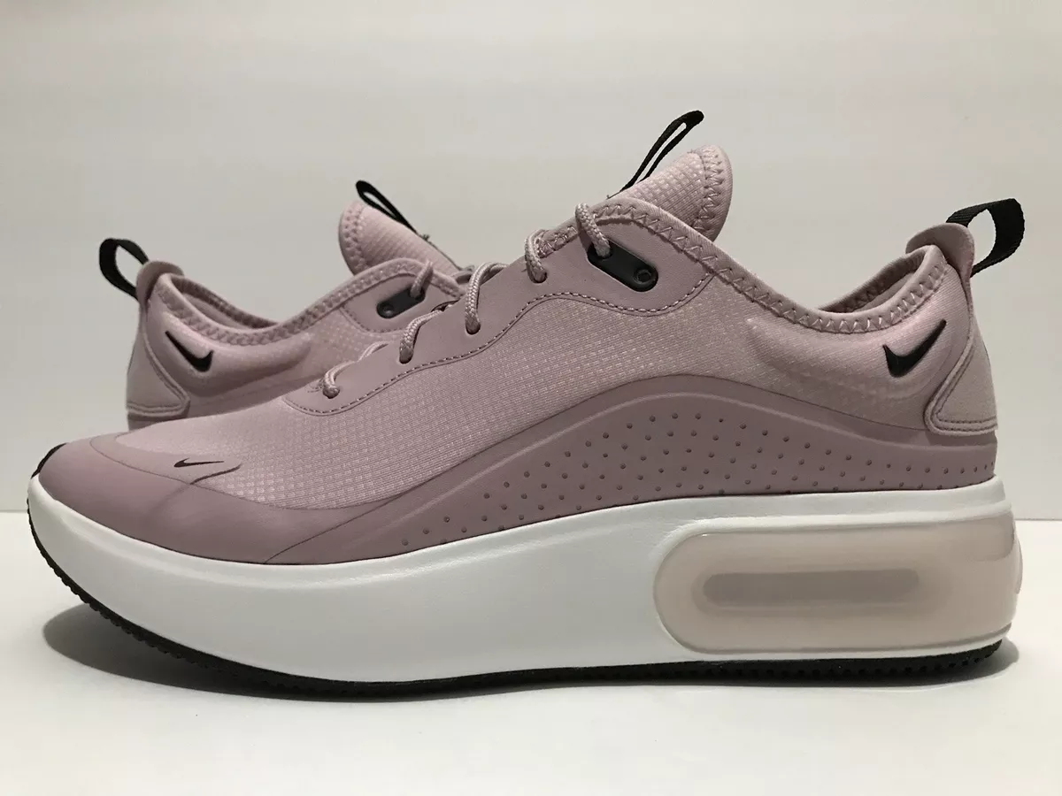 Pink nike dia sale