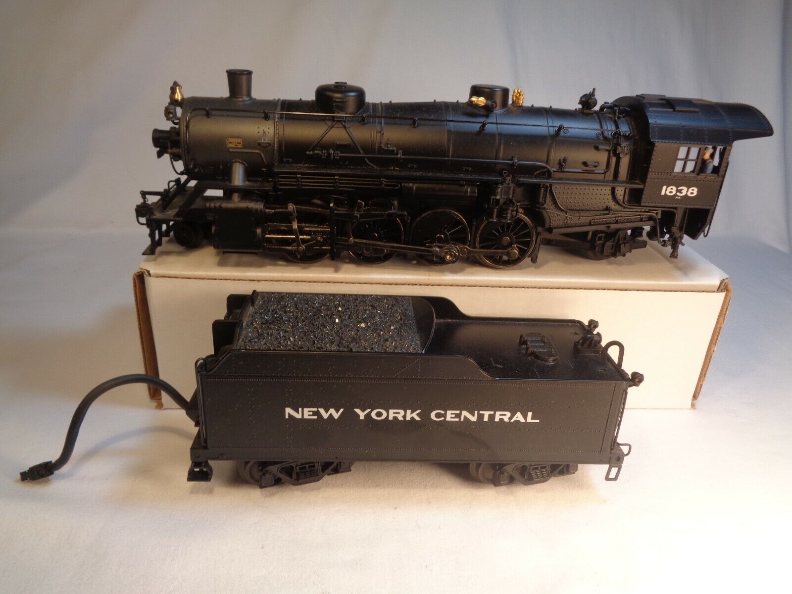 O Scale K-Line Die Cast NYC Mikado 2-8-2 Steam Engine and Tender #1838