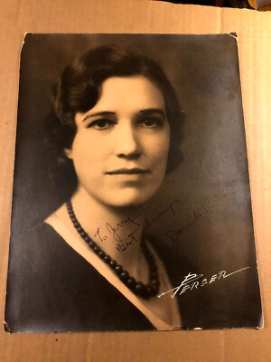 Dorrit Kelton Extremely Rare Very Early Autographed Oversize 10/13 Photo  20s