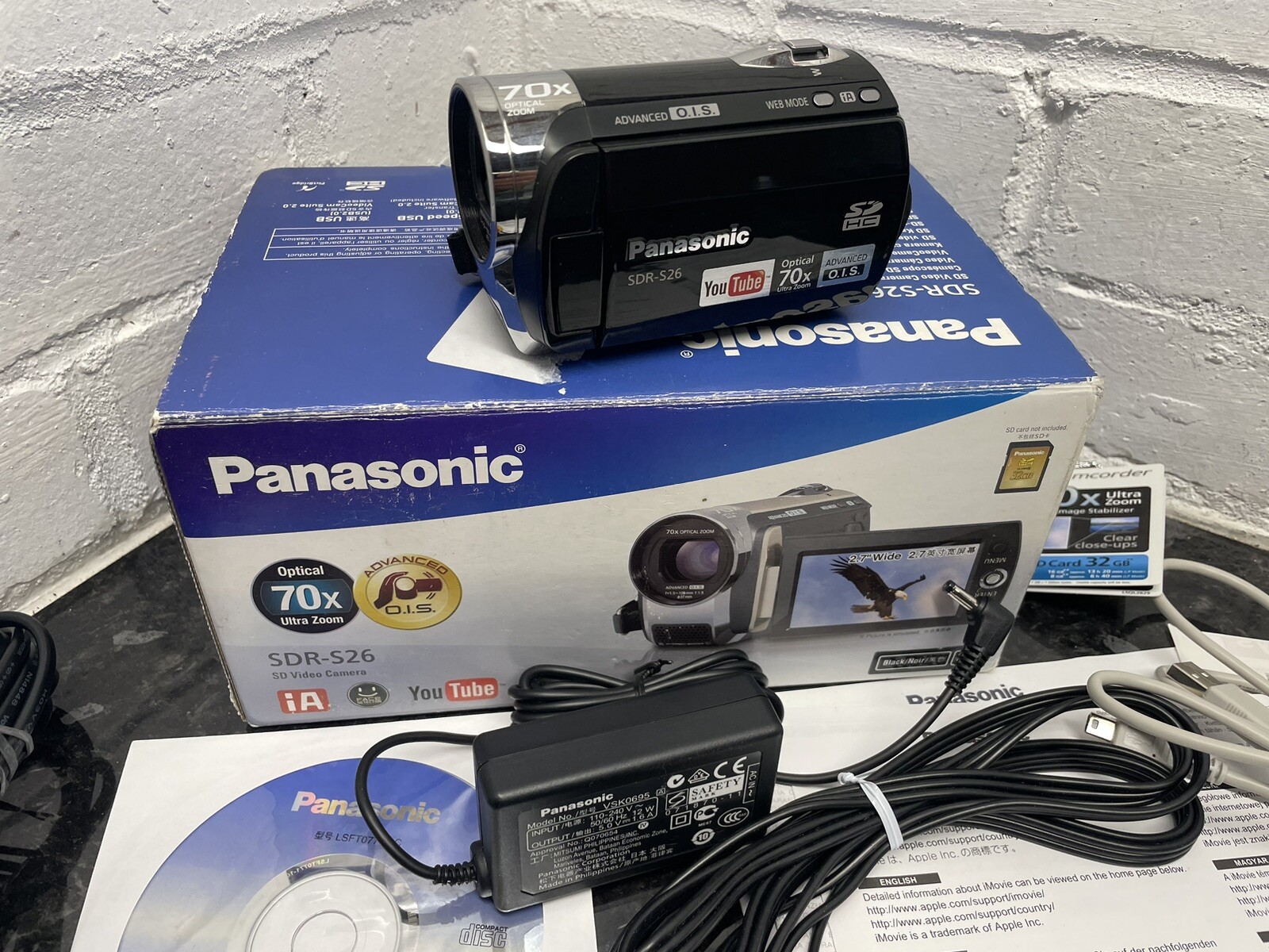 Panasonic SDRS26 SD Video Camera Camcorder Optical 70x Ultra Zoom