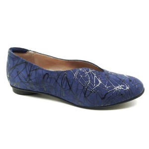 comfortable flat dress shoes