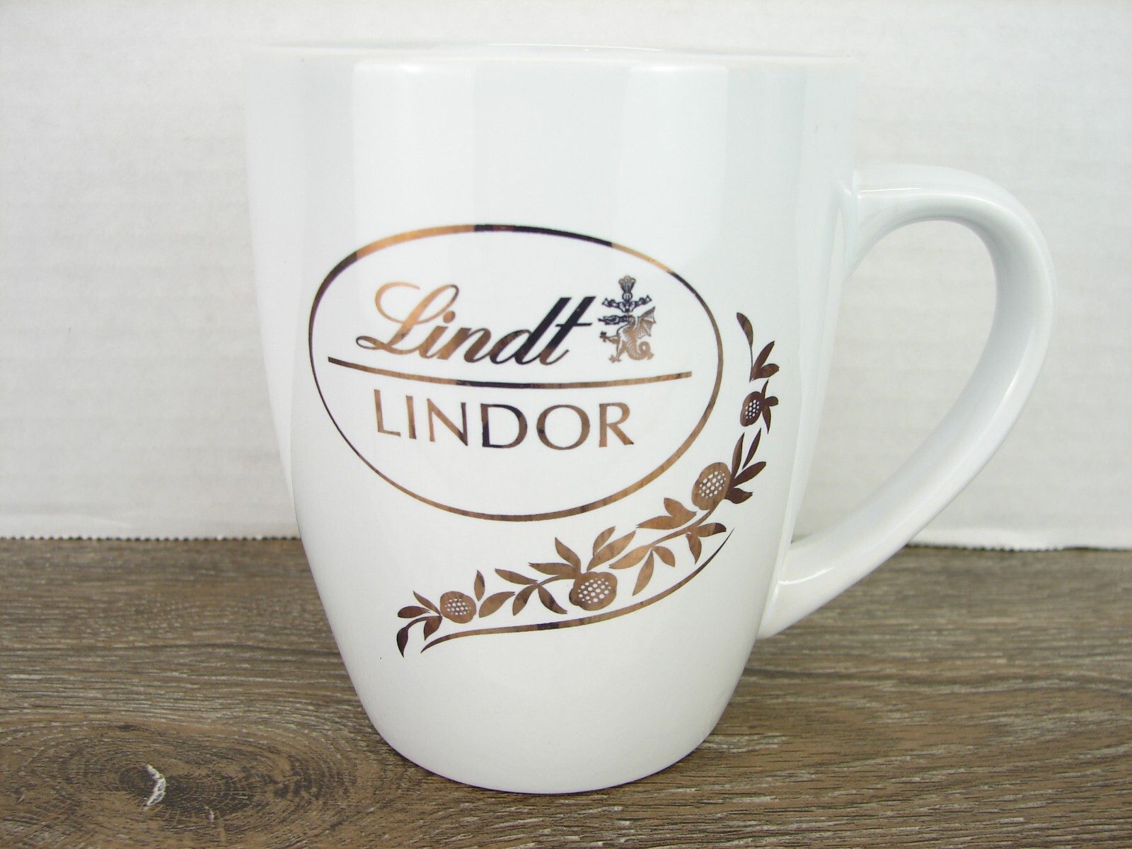 Lindt Lindor Coffee Tea Mug Cup White with Gold Leaf Embossing 12oz