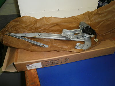 Rover 200/400 R/H Electric Front Door Regulator - CUH10172