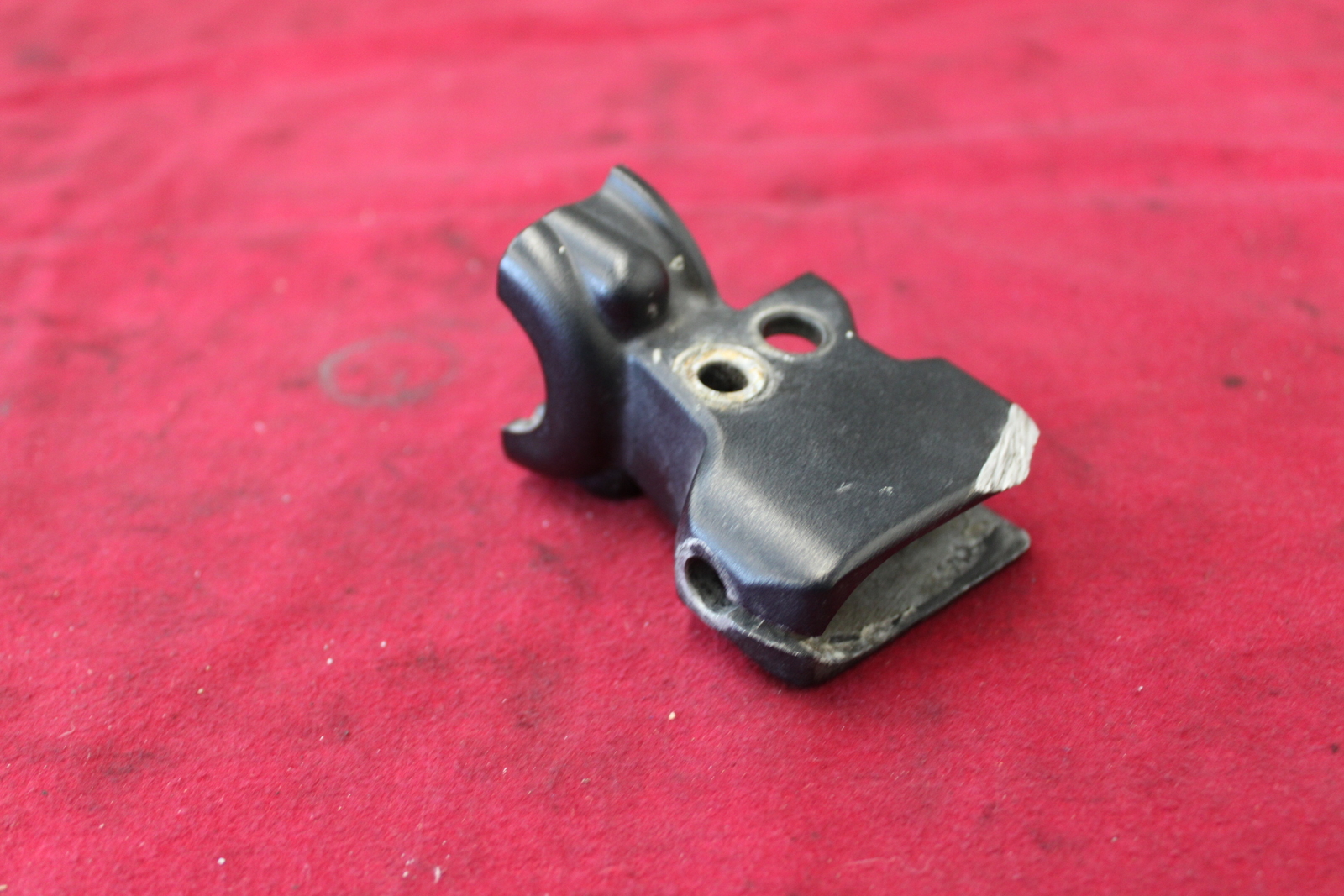 18 HARLEYDAVIDSON FAT BOB CLUTCH LEVER PERCH MOUNT BRACKET eBay