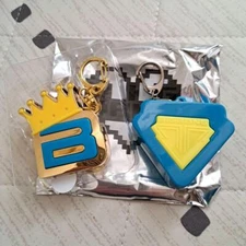 BIGBANG T.O.P Voice key ring with crown and “B” logo Voice confirmed blue JPN   