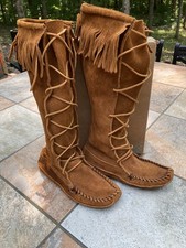 Minnetonka Womens 9 Genuine Leather Boots Moccasins with Fringe Brown