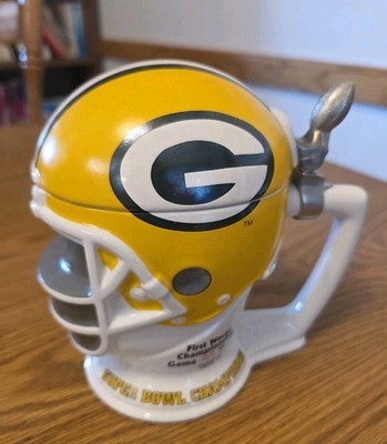 Green Bay Packers Super Bowl Champions Helmet Stein by Longton Crown W-COA