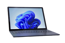 Microsoft Surface Laptop 5 Touchscreen Intel i5 12th Gen 16GB RAM 255GB NVMe SSD