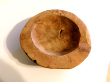 wooden hand bowl, crafted hand made 7.5" x 7.5" 28oz