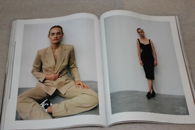 Vogue Polska - Vogue POLAND 11/2019 - WITKOWSKA, ZRZEWSKA