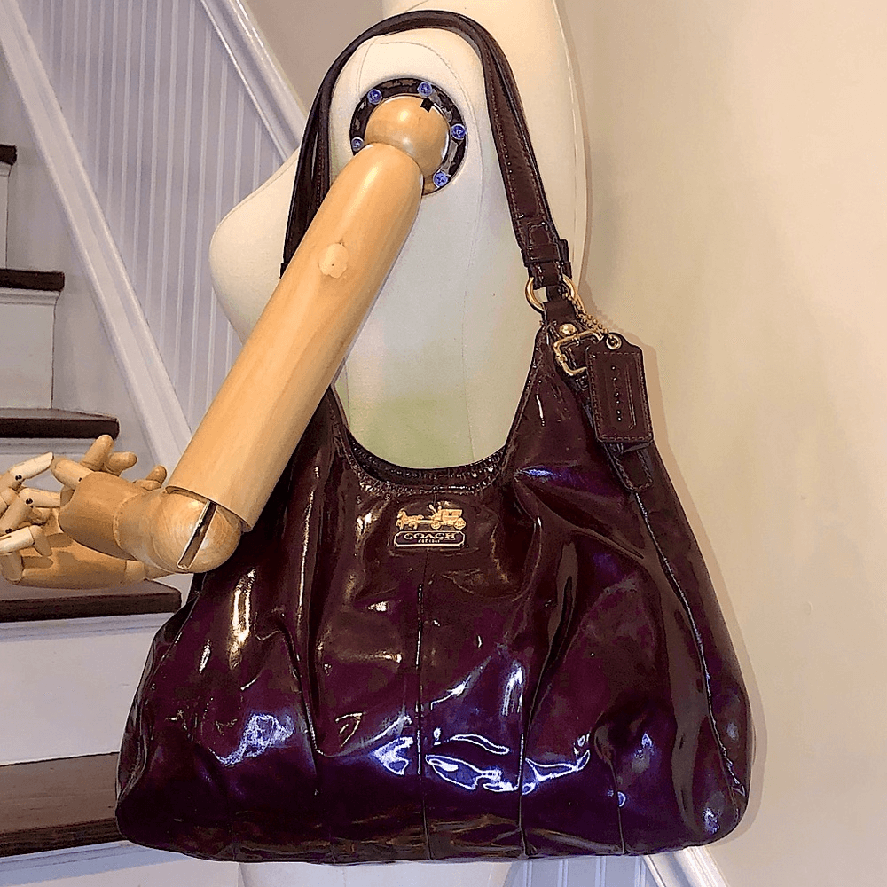 COACH Purple Patent Leather Triple Pocket Hobo Shoulder Bag w
