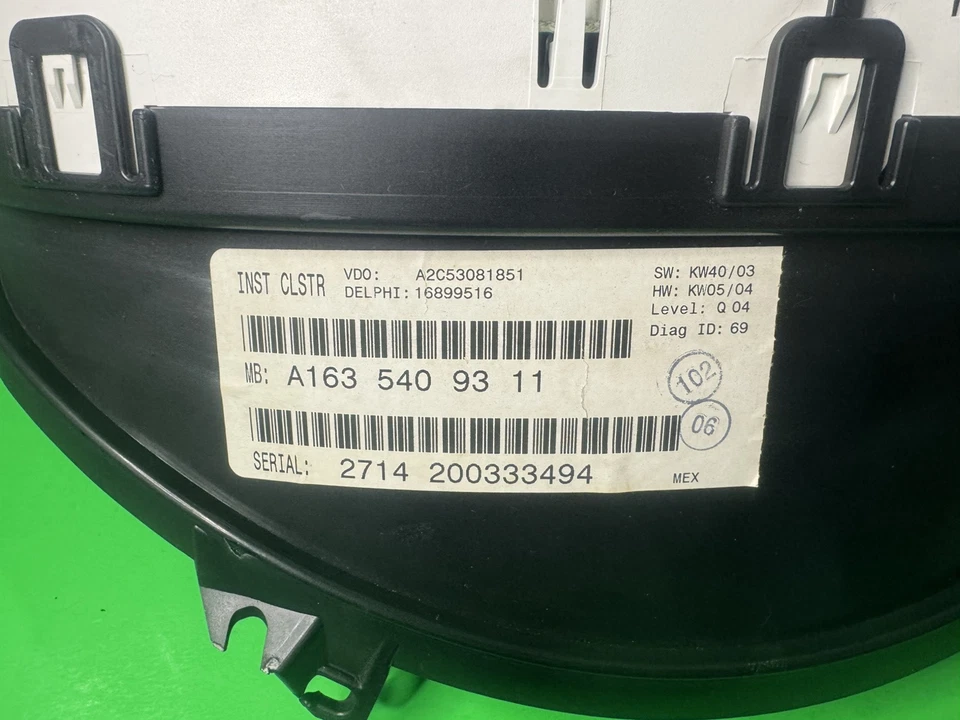 Cuadro de instrumentos Mercedes-Benz ML 500 ML 320 2002-2005 A163 540 93 11 Foto 4 de 4