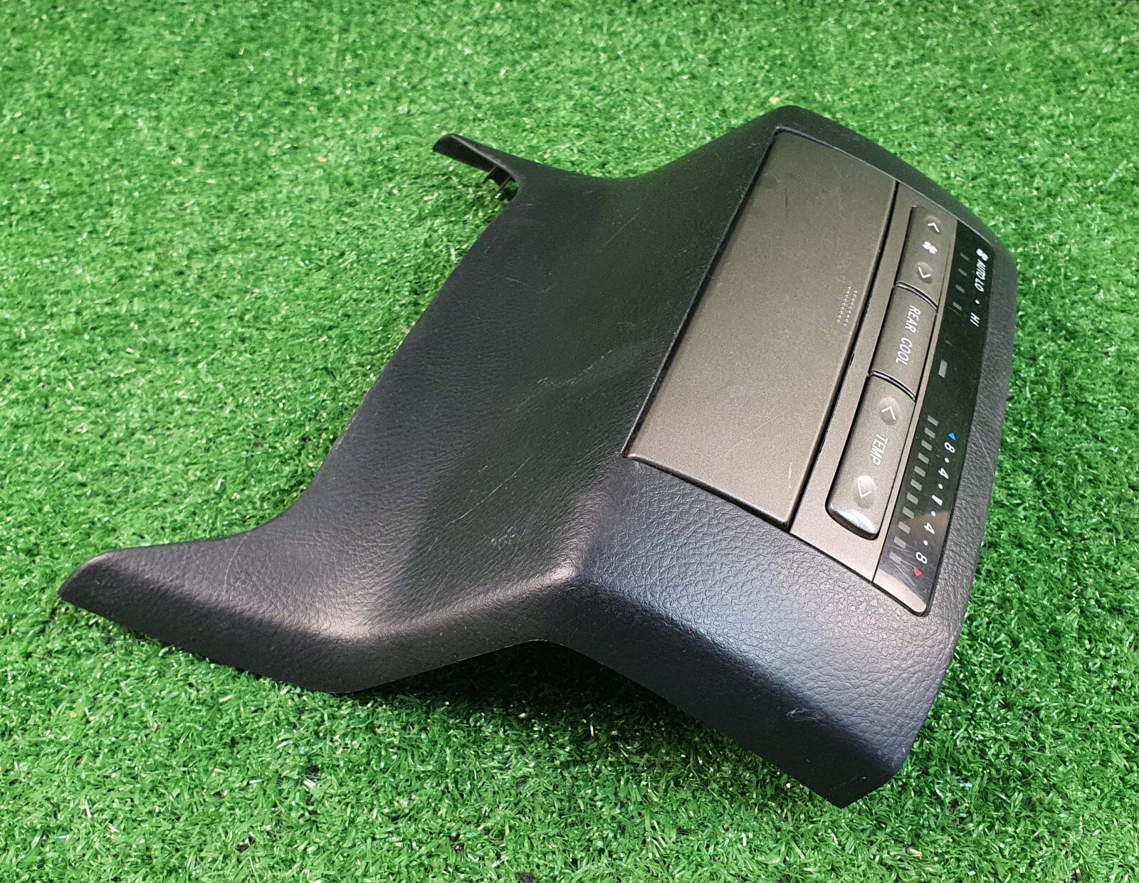 Lexus GX470 2003-2009 Rear center consol Temprature control switch ...