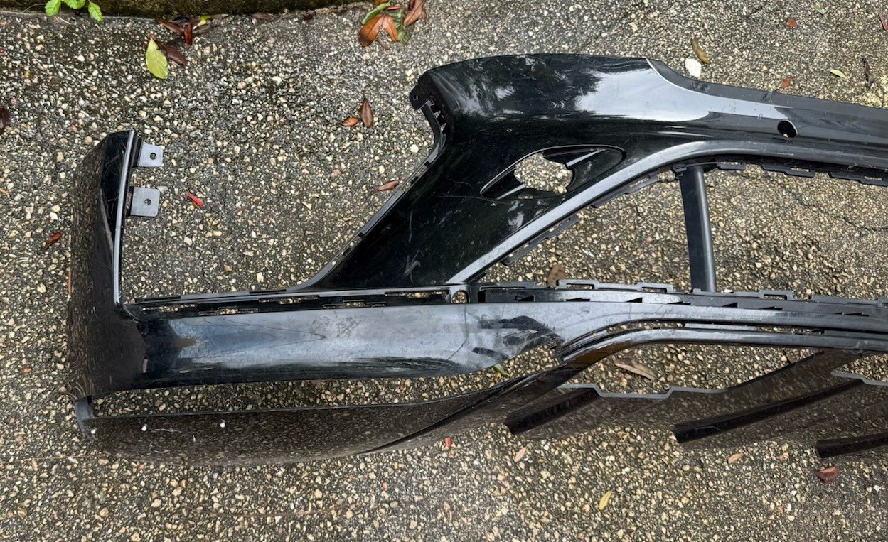 2021-2023 Bentley Bentayga Speed Gen 2 BY636-2 Front Bumper Cover 