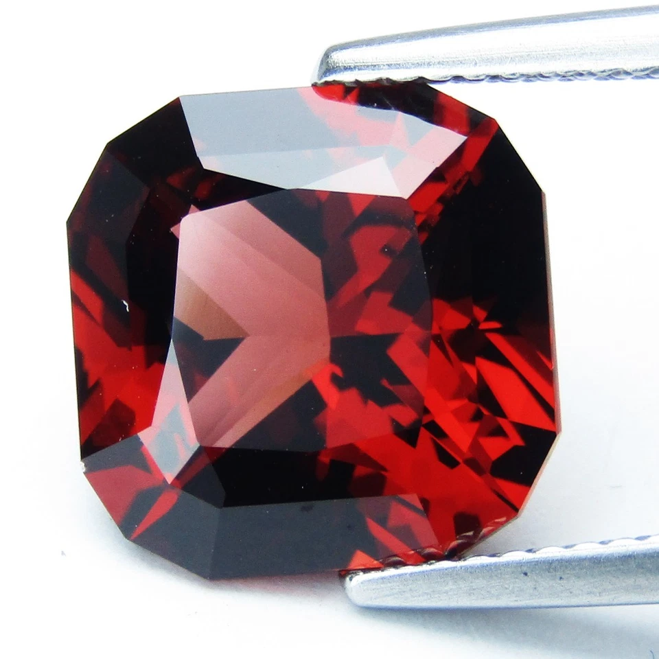 6.29Cts Genuine Natural Pyrope Garnet 11.1mm Cushion Cut Loose Africa Gemstone - Image 2 of 4