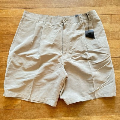 NWT Consensus Microkhaki pleated casual golf tennis shorts size 40 (38) b33