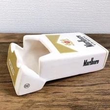 Marlboro Light Gold Ceramic Ashtray Unused Retro Collectible