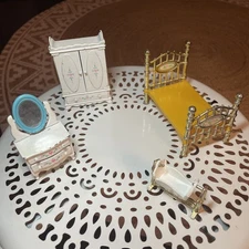 Vintage 1980 Mattel The Littles Doll House Furniture Die Cast Bedroom Furniture