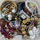 Vintage & Modern Estate Pretty Costume Jewelry Lot All Good & Wearable 1 Lb