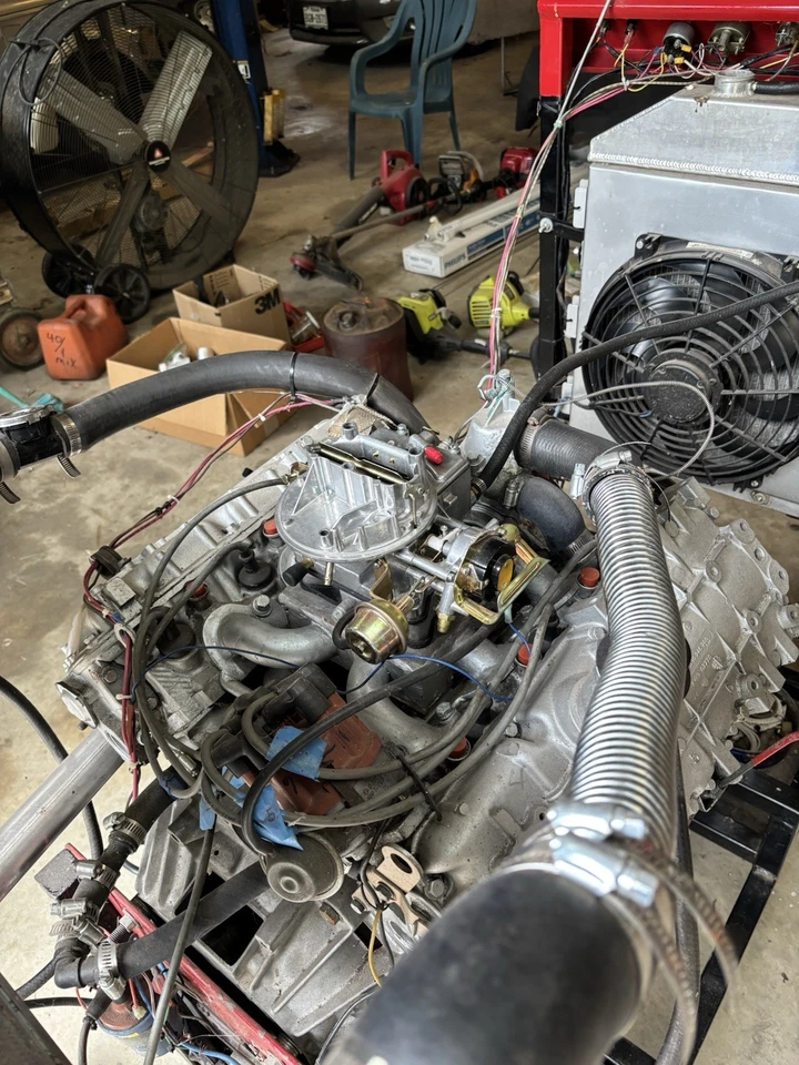 Motor Delorean 1981 — 19 k millas originales/buen estado de funcionamiento Foto 2 de 4