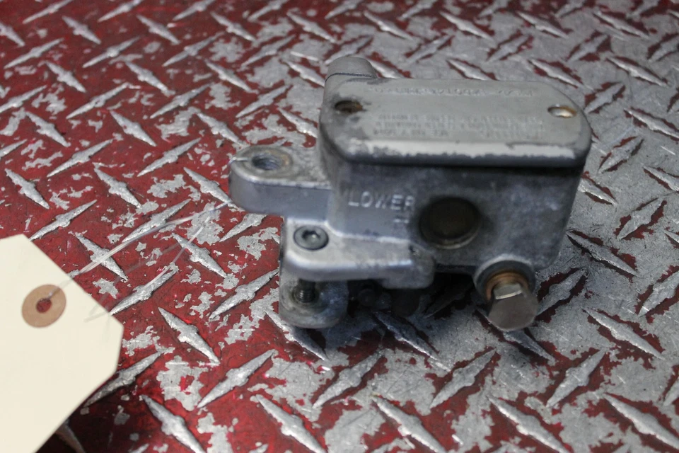 1999 - 2009 YAMAHA V STAR 1100 OEM FRONT BRAKE MASTER CYLINDER SEE DESC YVS2 - Image 4 of 4