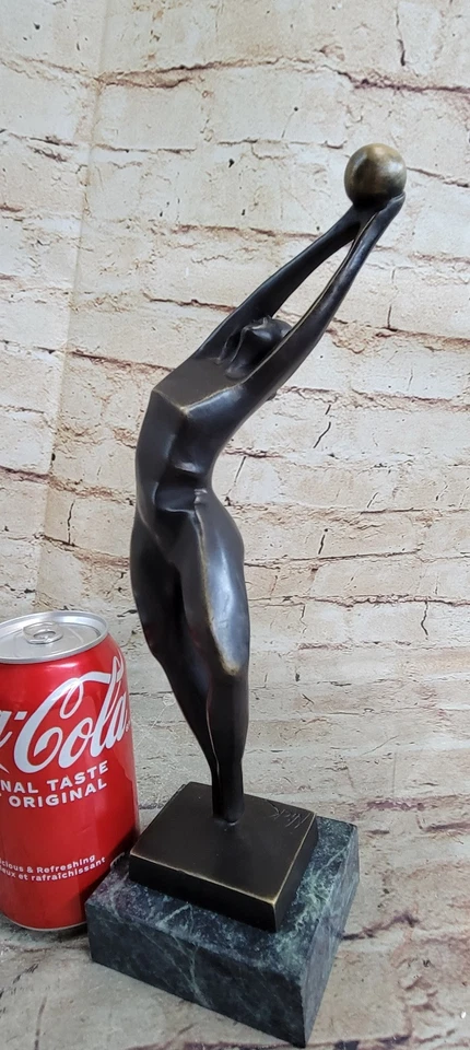 Estatua escultura de bronce de jugador de baloncesto arte moderno abstracto original firmada Foto 2 de 4