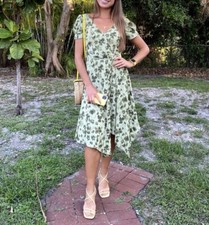 Michael Kors women’s green short sleeve Tea-length wrap dress P size