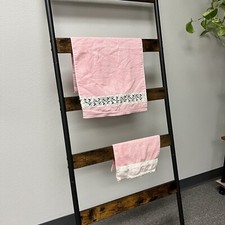 The Avanti Look Towel Set 2 pcs Small Towels  