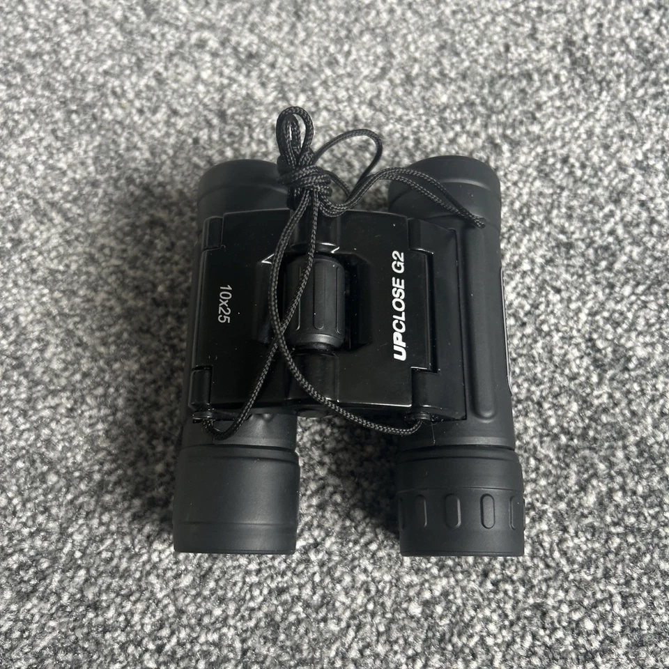 Celestron UPCLOSE G2 Roof Binocular - 10x25  71232-CGL - Image 3 of 4