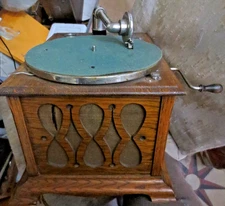 Silvertone Thomas Edison Pahe Phonograph Turntable Record Player